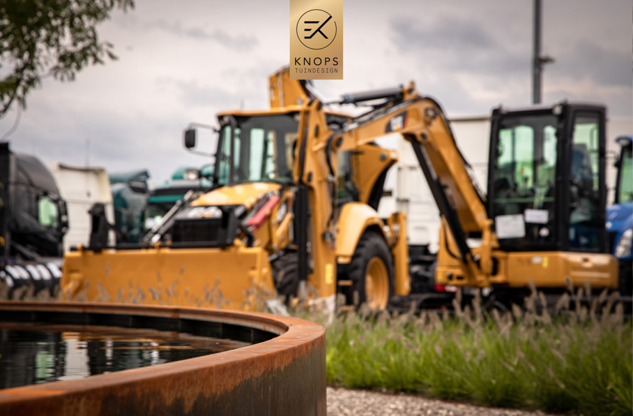 tuinontwerp laten maken bedrijfstuin bas trucks volvo cortenstaal ceramische tegels padouk vlonder erik knops tuinarchitect high end tuinen 